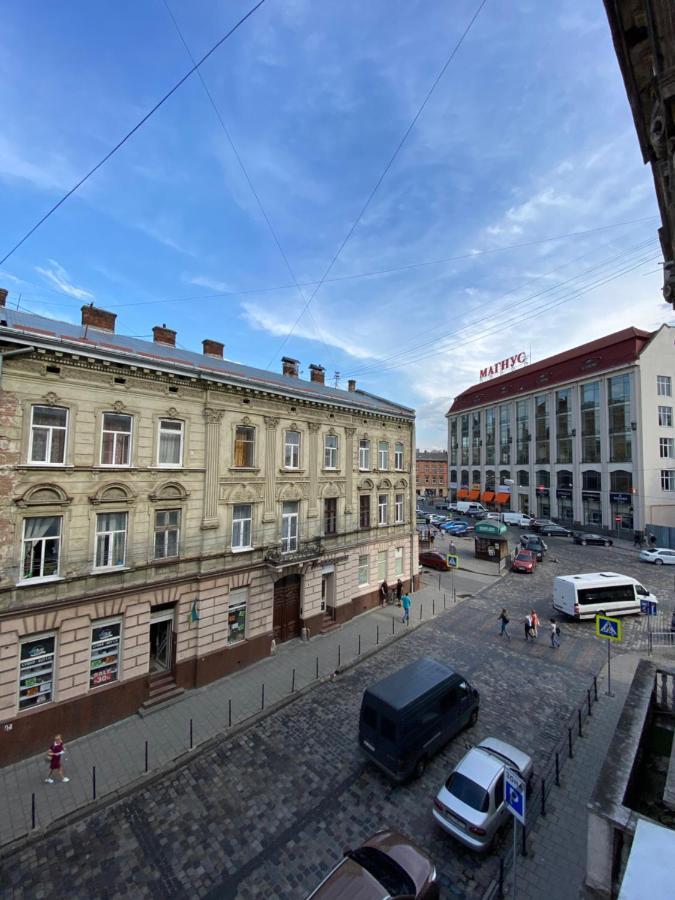 Opera House Apartment Лвив Екстериор снимка