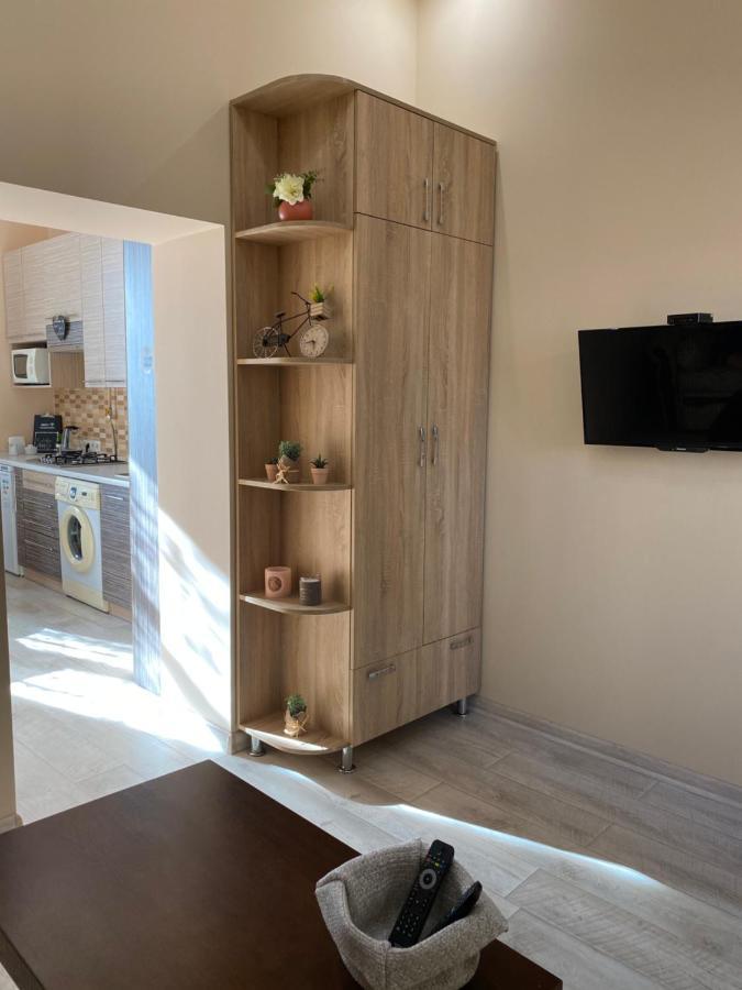 Opera House Apartment Лвив Екстериор снимка